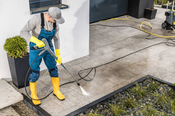 Best Deck Pressure Washing  in Montgomery, WV
